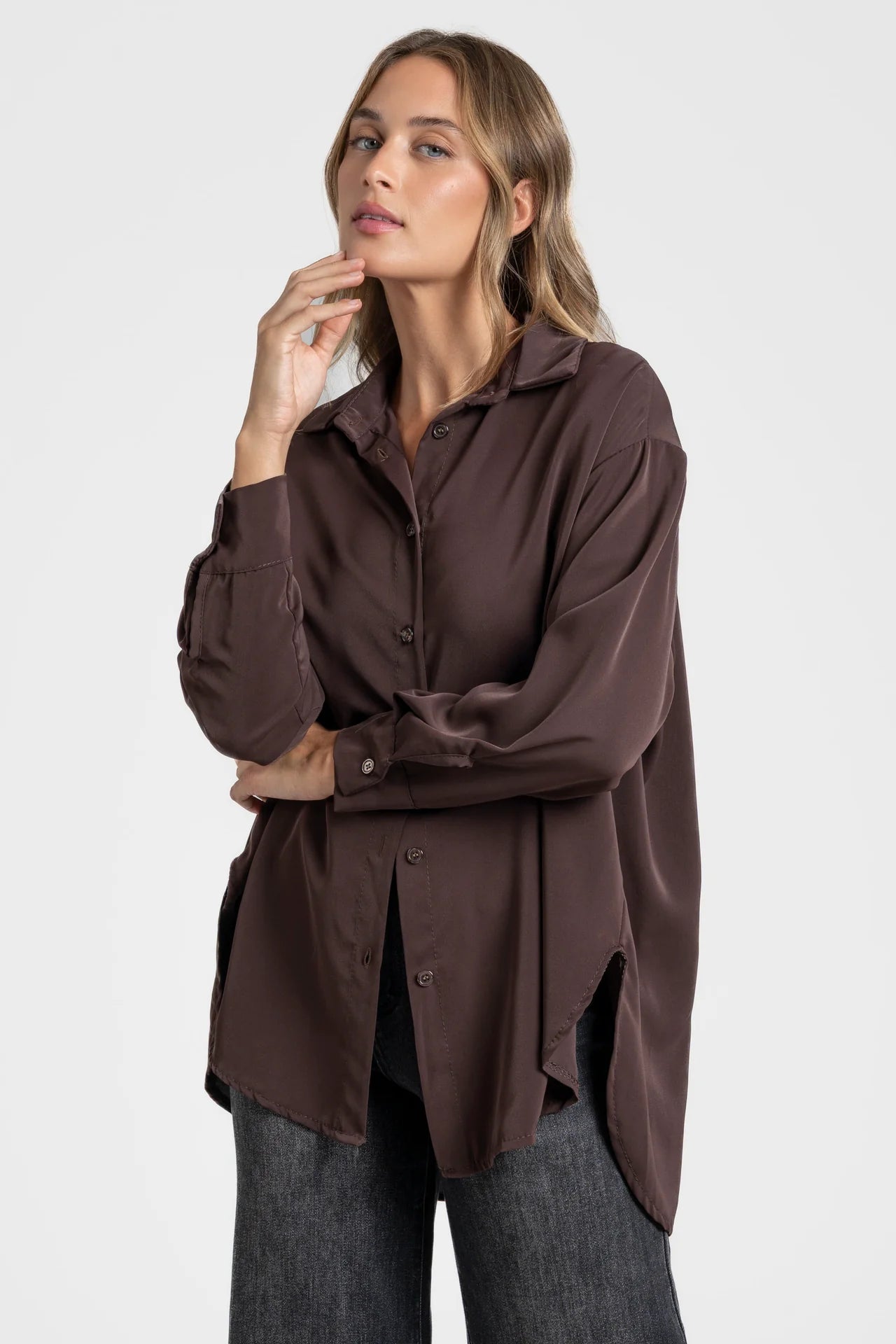 Blusa sedosa oversize